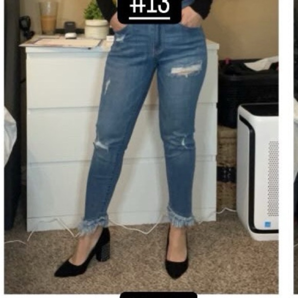 Kancan High Rise Cropped Jeans